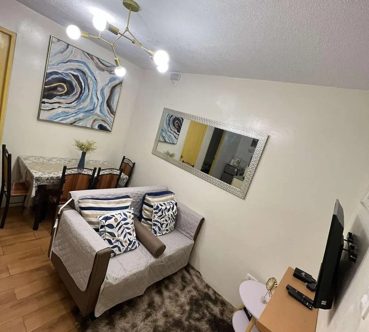Davao City Seawind Condominium Near Airport Building 2 דירה